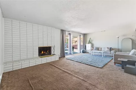 Living - 1104 Bigger St, Barstow, CA 92311 photo 2 of 5
