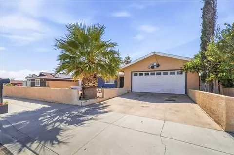 Exterior - 1104 Bigger St, Barstow, CA 92311 photo 2 of 9