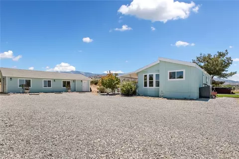 8837 Malpaso Rd, Phelan, CA 92371