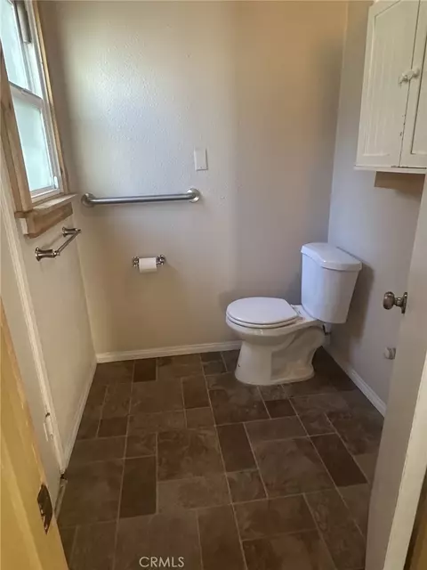 29135 Hook Crk, Cedar Glen, CA 92321 photo 8