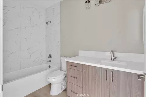 Bath - 15045 Olive St, Hesperia, CA 92345 photo 4 of 4