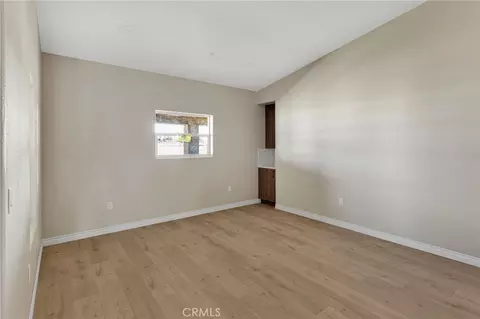 Living - 15045 Olive St, Hesperia, CA 92345 photo 2 of 5