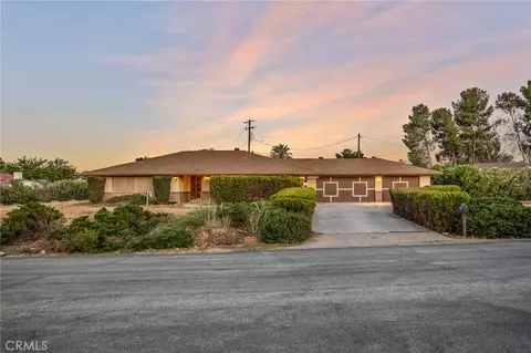 Other - 19213 Tecumseh, Apple Valley, CA 92307 photo 4 of 9