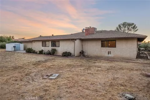 Exterior - 19213 Tecumseh, Apple Valley, CA 92307 photo 5 of 6