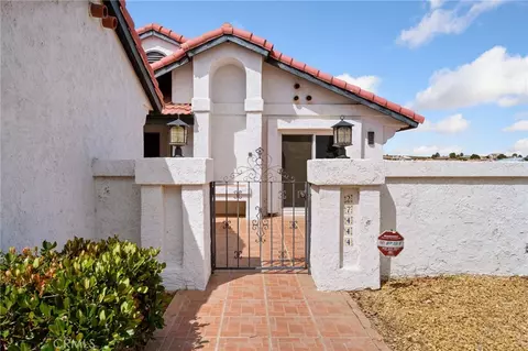 Exterior - 27444 Lakeview, Helendale, CA 92342 photo 3 of 11