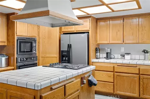 Kitchen - 27444 Lakeview, Helendale, CA 92342 photo 5 of 5