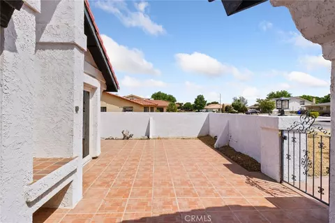 Exterior - 27444 Lakeview, Helendale, CA 92342 photo 5 of 11
