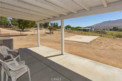 Exterior - 8169 Lassen Ave, Hesperia, CA 92345 photo 8 of 13