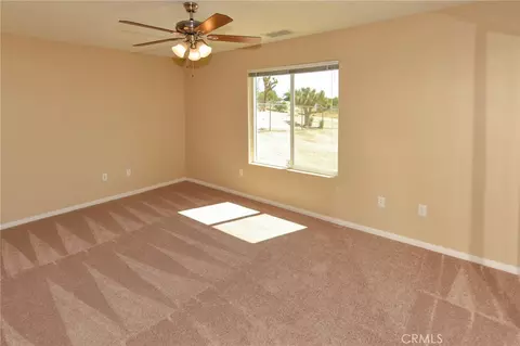Bedroom - 8169 Lassen Ave, Hesperia, CA 92345 photo 3 of 8