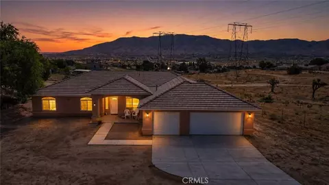 8169 Lassen Ave, Hesperia, CA 92345
