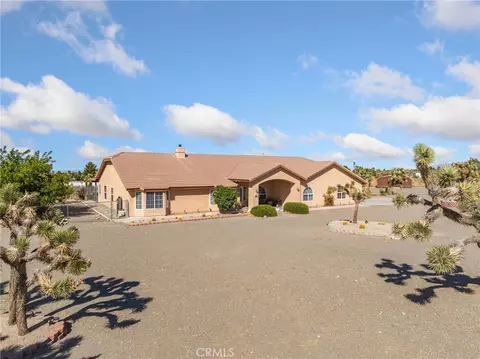 11025 El Esteban, Phelan, CA 92371