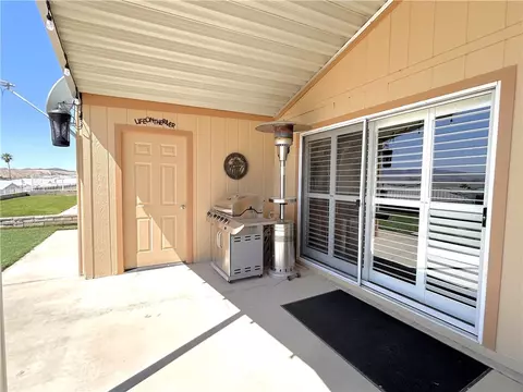 176 Thunderhead, Needles, CA 92363 photo 7