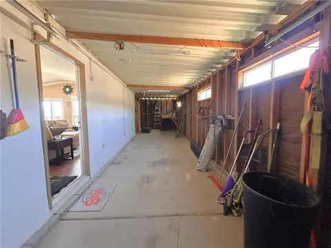 176 Thunderhead, Needles, CA 92363 photo 3