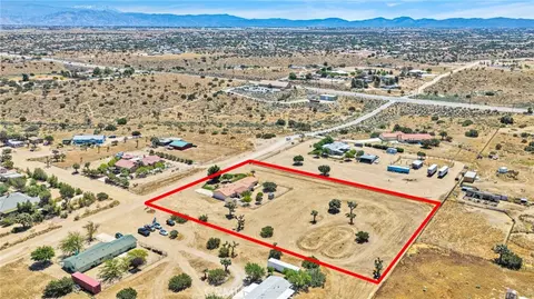 View/Area - 9872 Aster, Oak Hills, CA 92344 photo 7 of 12