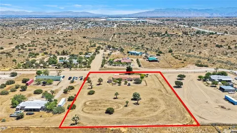 View/Area - 9872 Aster, Oak Hills, CA 92344 photo 3 of 12