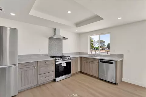 Kitchen - 27679 River Rock, Helendale, CA 92342 photo 1 of 3