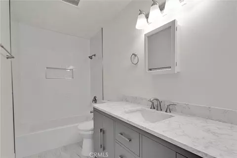 Bath - 27679 River Rock, Helendale, CA 92342 photo 5 of 5