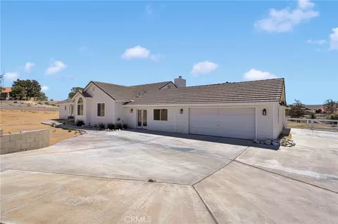 Exterior - 27679 River Rock, Helendale, CA 92342 photo 4 of 10