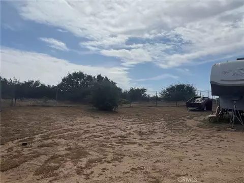 8471 Caughlin, Phelan, CA 92371 photo 2