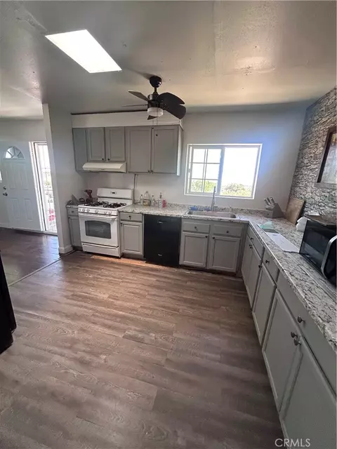 8471 Caughlin, Phelan, CA 92371 photo 14