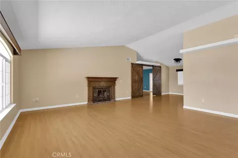 Living - 10768 10th, Hesperia, CA 92345 photo 2 of 4