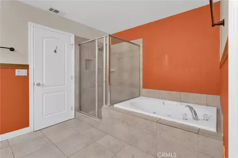Bath - 10768 10th, Hesperia, CA 92345 photo 4 of 4