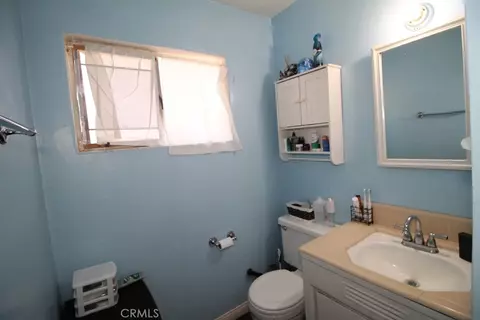 Bath - 1360 Nancy, Barstow, CA 92311 photo 3 of 3