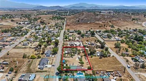 View/Area - 19345 Warren, Riverside, CA 92508 photo 5 of 14