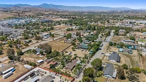 View/Area - 19345 Warren, Riverside, CA 92508 photo 12 of 14