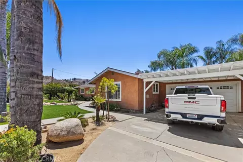 Exterior - 19345 Warren, Riverside, CA 92508 photo 20 of 22