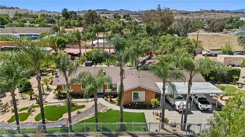 View/Area - 19345 Warren, Riverside, CA 92508 photo 2 of 14