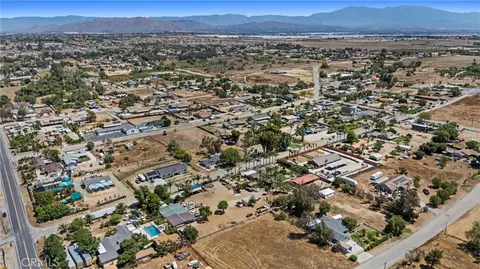 View/Area - 19345 Warren, Riverside, CA 92508 photo 9 of 14