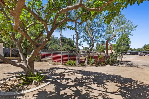 Exterior - 19345 Warren, Riverside, CA 92508 photo 17 of 22