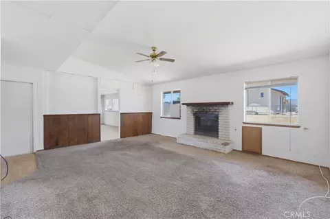 Living - 12365 Waynoka Rd, Apple Valley, CA 92308 photo 1 of 4