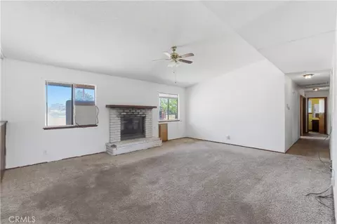 Living - 12365 Waynoka Rd, Apple Valley, CA 92308 photo 4 of 4