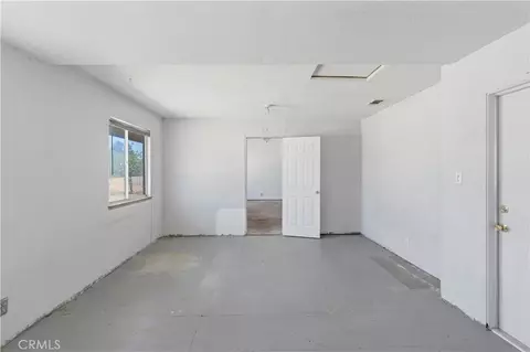 Other - 12365 Waynoka Rd, Apple Valley, CA 92308 photo 4 of 7