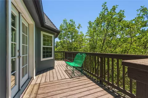 Exterior - 775 Madera, Lake Arrowhead, CA 92352 photo 8 of 16