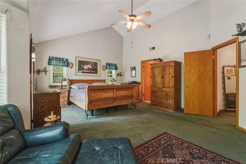 Bedroom - 775 Madera, Lake Arrowhead, CA 92352 photo 1 of 7