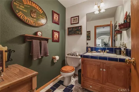 Bath - 775 Madera, Lake Arrowhead, CA 92352 photo 1 of 7