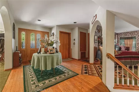 Entry Way - 775 Madera, Lake Arrowhead, CA 92352 photo 1 of 7