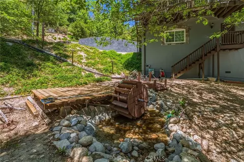 Exterior - 775 Madera, Lake Arrowhead, CA 92352 photo 12 of 16