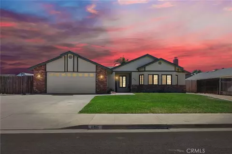 696 Tilia St, Santa Maria, CA 93455