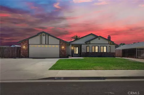 696 Tilia St, Santa Maria, CA 93455