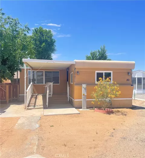 17971 Jonathan St #20, Adelanto, CA 92301