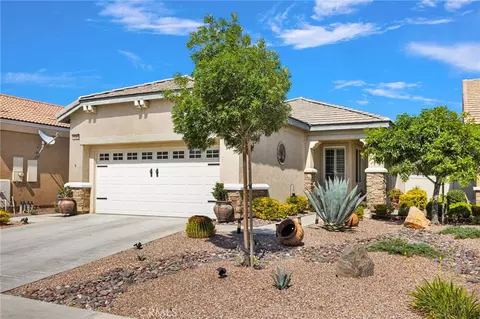 10265 Wascana Ln, Apple Valley, CA 92308
