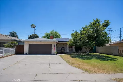 9661 Tamarind Ave, Fontana, CA 92335