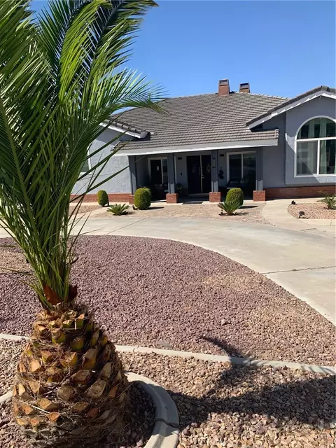 18346 Main, Hesperia, CA 92345