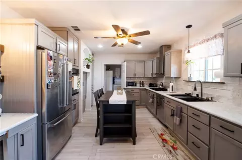 28264 Calico Dr, Barstow, CA 92311