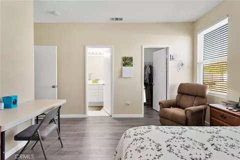 Bedroom - 15824 Desert Pass, Adelanto, CA 92301 photo 4 of 9