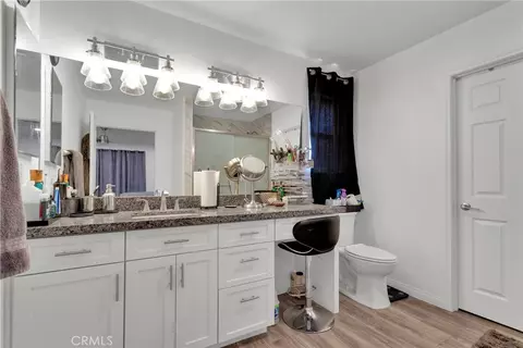 Bath - 7454 Lyons Ave, Hesperia, CA 92345 photo 4 of 5